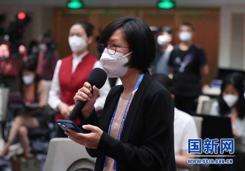 CNBC記者.jpg