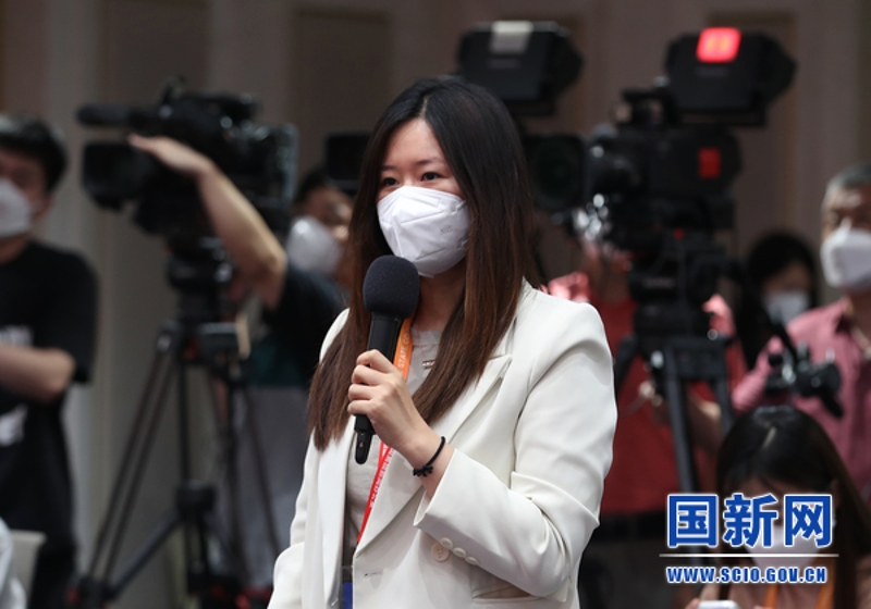 第一財經日報記者.jpg