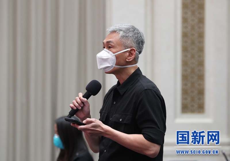路透社記者.jpg