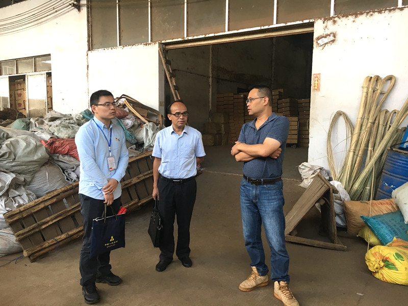 互聯網-梧州支局-國家外匯管理局梧州市中心支局多種形式開展誠信興商宣傳活動-20201021.jpg
