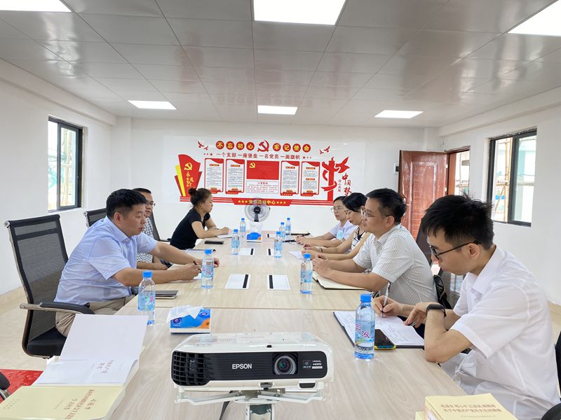 互聯網—防城港支局—國家外匯管理局防城港市中心支局前往廣西聯儲新材料科技有限公司開展“惠企為民十心”政策宣傳活動—20210705.jpg