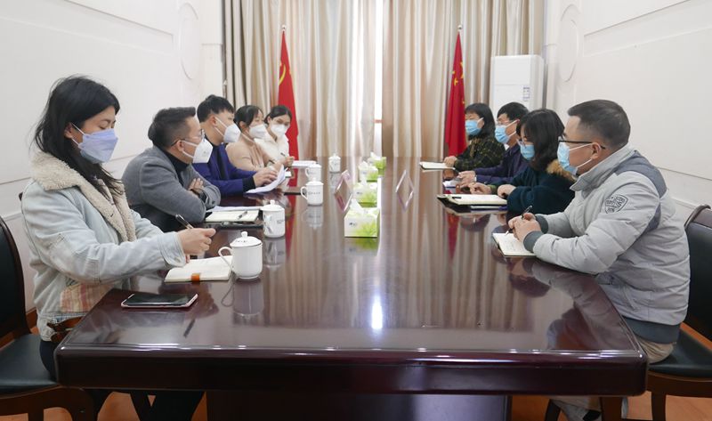 互聯(lián)網-梧州支局-國家外匯管理局梧州市中心支局與桂林銀行梧州分行召開業(yè)務座談會.jpg