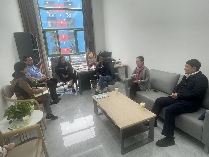 互聯(lián)網(wǎng)-梧州市分局-國(guó)家外匯管理局梧州市分局聯(lián)合轄區(qū)重點(diǎn)銀行前往大宗商品進(jìn)口企業(yè)開展走訪調(diào)研-20231214.jpg